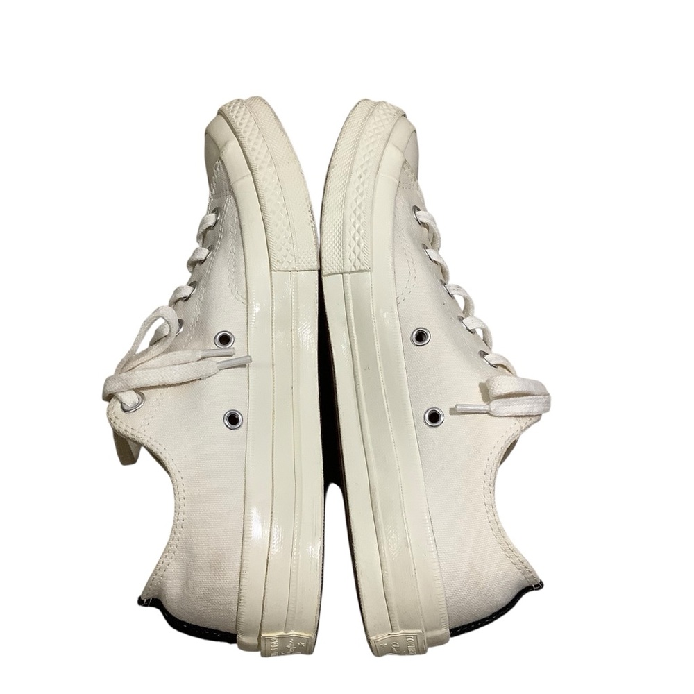 Come Des Garçons Play x Converse Chuck White and Black Sneakers with Red Heart - Picture 7 of 10